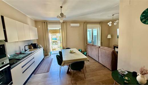 Super Affitti vende appartamento zona viale dei comuni